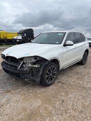 2017 BMW X5 sDrive35i - Exterior Front Left Corner Image